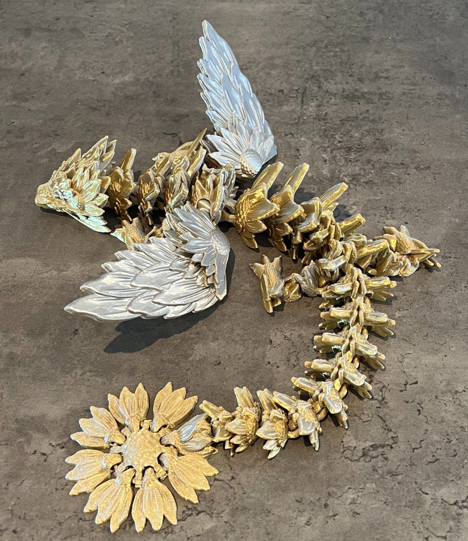 Enchanted Sunflower Dragon with Wings - Fully Articulated 3D Print - Theboxanddice