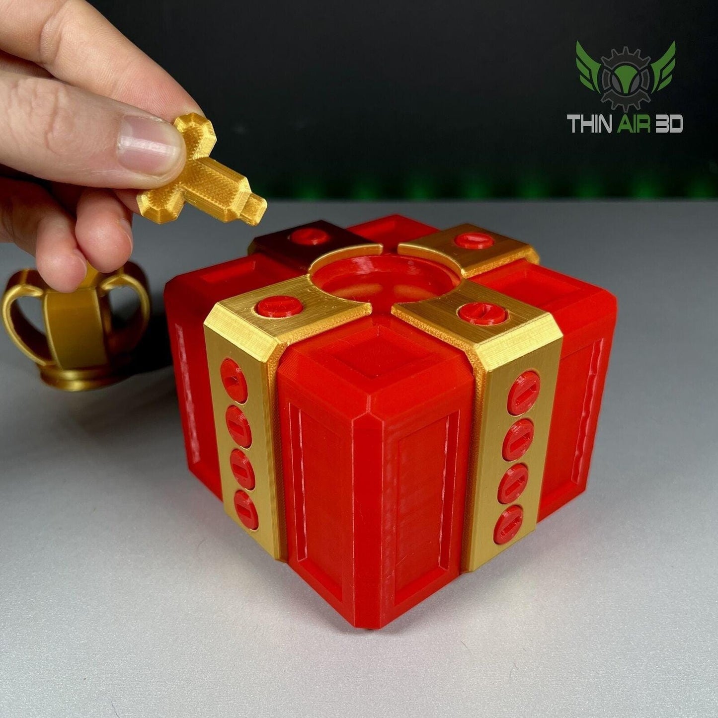 The Ultimate Challenge Gift Box - Standard Size - 20 Screws in Red and Gold - Theboxanddice